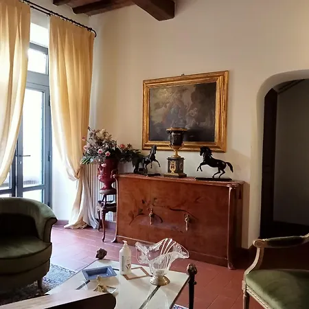 Podere Di Sotto Bed & Breakfast *
